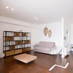 Crescent Star Ferienhaus Salerno