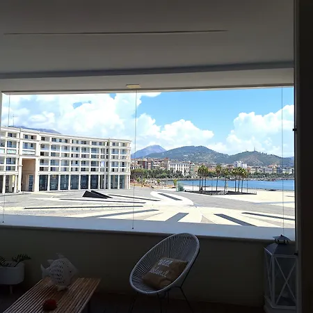 Semesterbostad Crescent Star Salerno