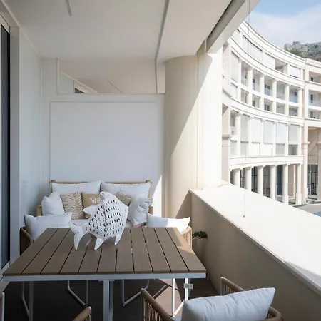 Crescent Star Holiday home